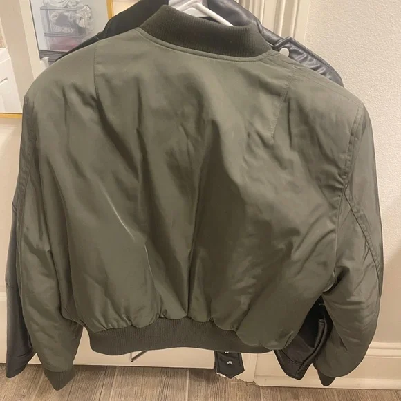 Army Green Bomber jacket! Never worn just took tags off!